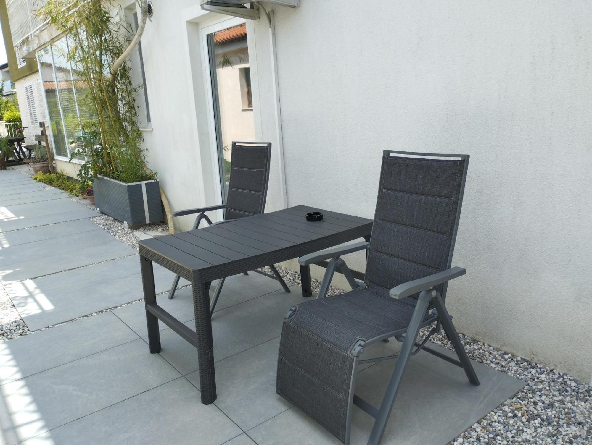 Active Apartments كوبر المظهر الخارجي الصورة